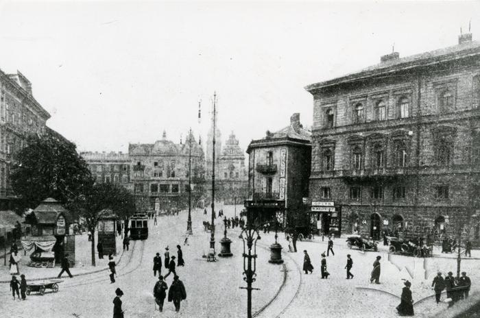 Halytska Square. Photo reproduction  2