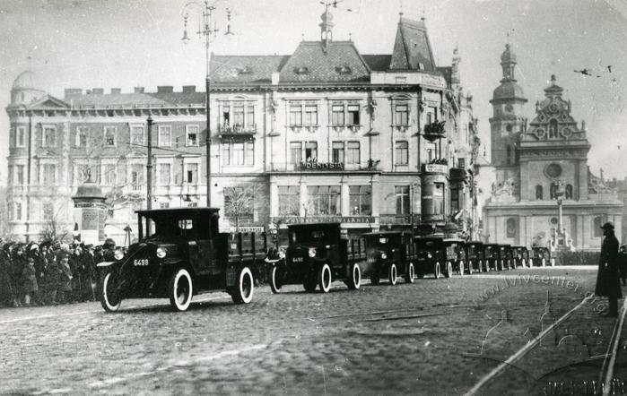 Halytska Square. Photo reproduction  2