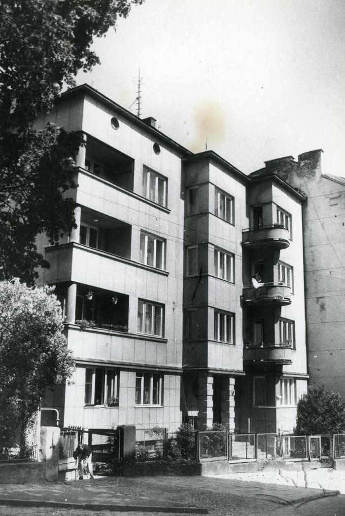 Building at 22 Kalicha Hora St.  2