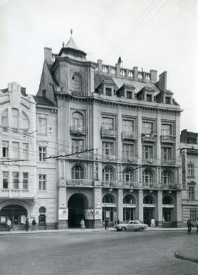Будинок на пл. Григоренка, 5 