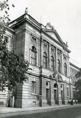 Будинок на вул. Князя Романа, 1-3