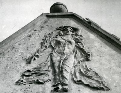Bas-relief at 11 Kotliarevskoho St.