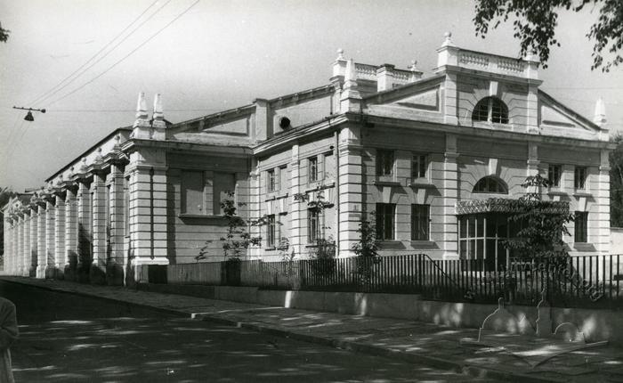 Multipurpose sport hall at 1 Hrekova St.  2