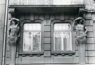 Windows at 6 Hrabovskoho St. 