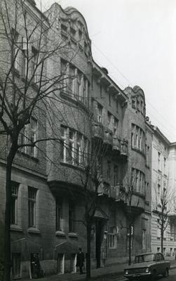 Building at 4 Doncova St. 