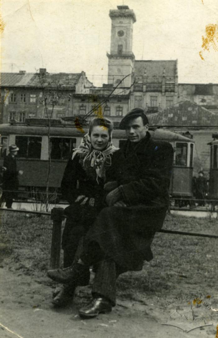 Young couple in Lviv 2