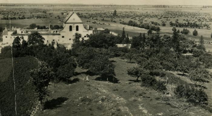 Монастир ченців Капуцинів 2