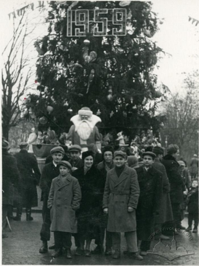 Christmas Tree at Svoboda Avenue 2