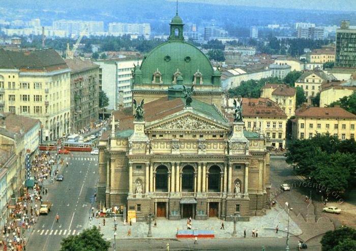 State Academic Opera and Ballet Theatre named after Ivan Franko 2