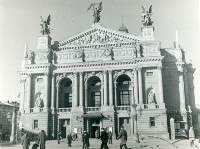 Opera Theatre 2