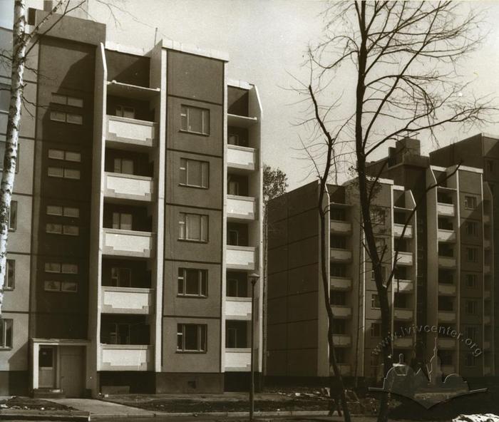 5 floor apartment buildings 2