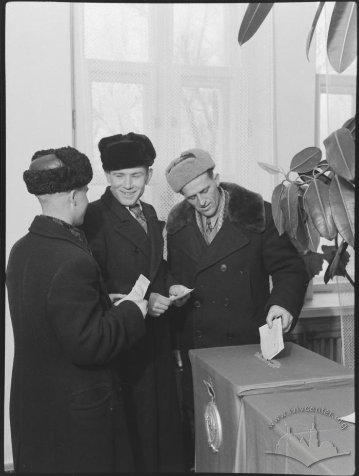 Election day to local councils 2