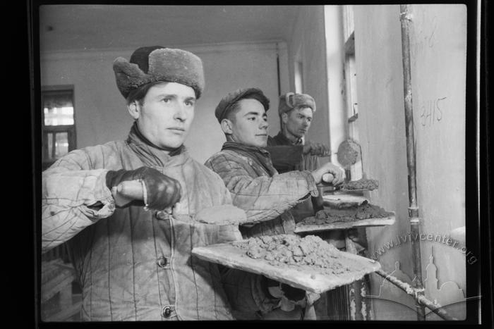 Construction and assemblage directorate No 8. Plasterers 2