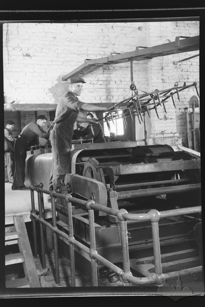 Assembly line at the metal works 2