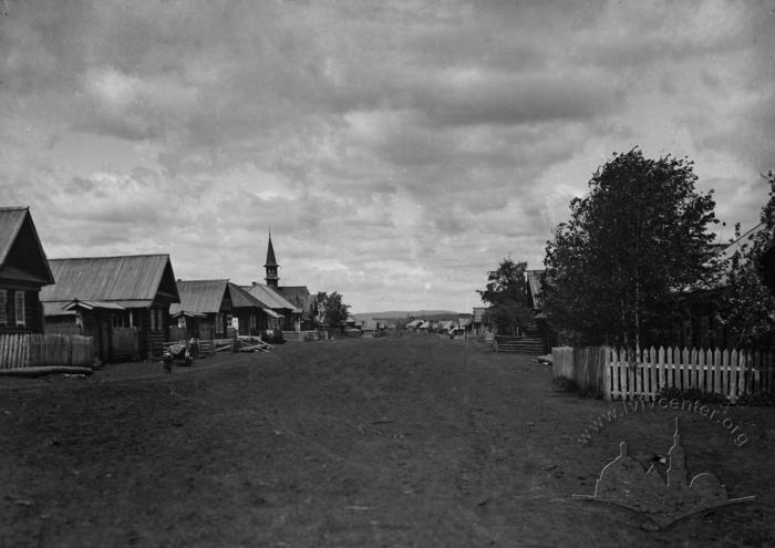 One of the streets of the settlement on the Trukhaniv island 2