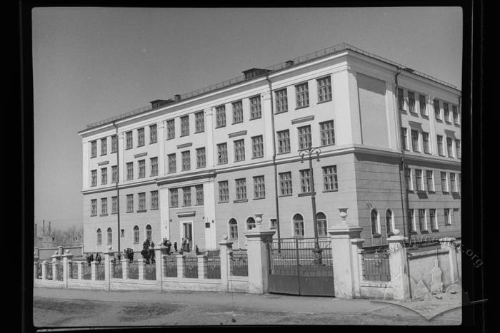 School No 12 in the Left Bank  (Ordhonikidze district) 2