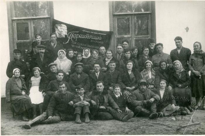 Union leadership at the Lower Dnieper Pipe Rolling Plant 2