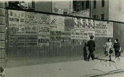 Advertisement at Chornovola Avenue