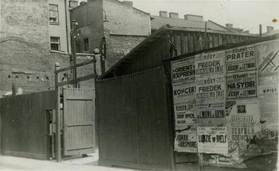 Advertisement at Nalyvaika Street