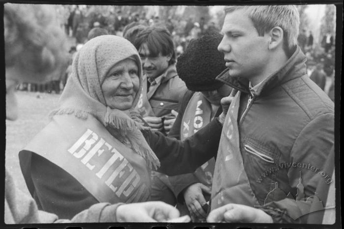 Приїзд Лауреата державної премії, почесного шахтаря Бондарева Михайла Васильовича у колгосп "Дружба" 2