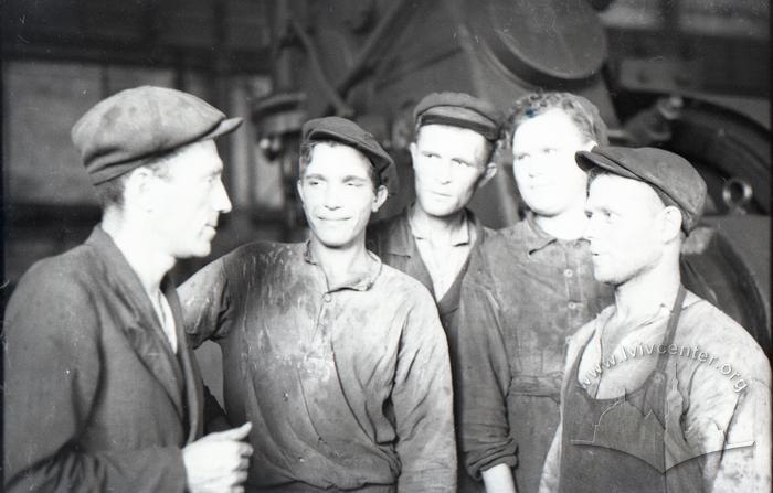 Rolling mill construction. Kildishev brigade. Smiths of the Azovstal plant. Steelmakers at the rolling mill. 2