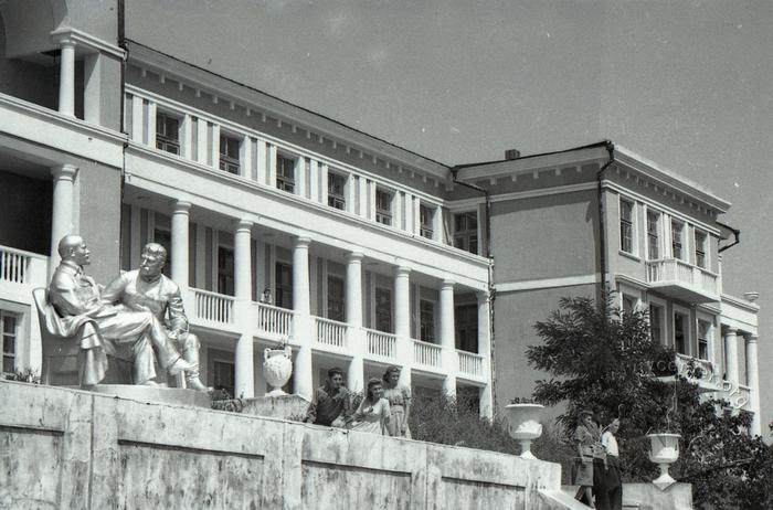 The Central Committee Sanatorium of coal miners 2