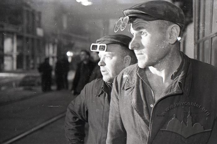 Steelmaker Onishchenko and assistant Matulin at the Azovstal plant 2