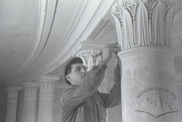 Decorative works in the theatre 2