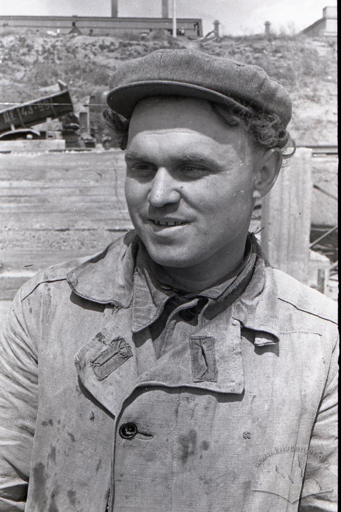 At the construction site of the blast furnace No. 6 of the Azovstal plant: (probably) carpenter Mykhailo Katruk 2