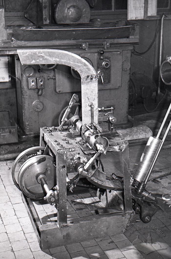 Tin can workshop. Zakrasovskyi's machine 2