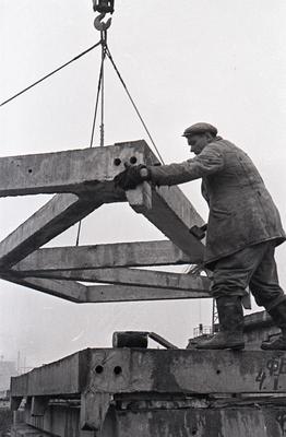 Transportation of prepared reinforced concrete structures to the warehouse