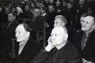 Sectarian meetings in the Illich culture palace of the plant