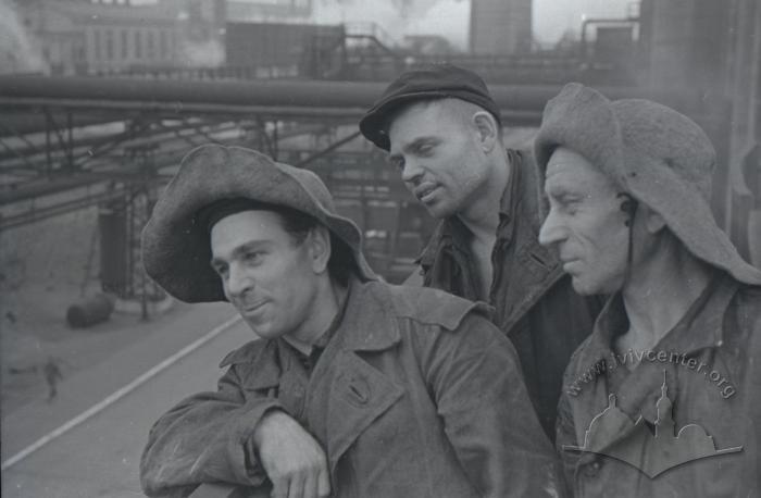 Communist labor shop of the coke-chemical plant 2