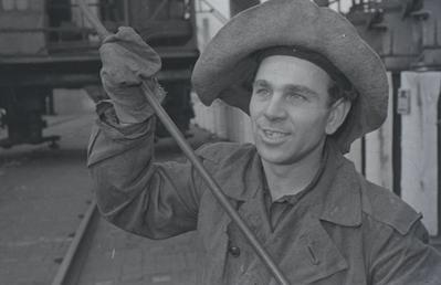 Communist labor shop of the coke-chemical plant