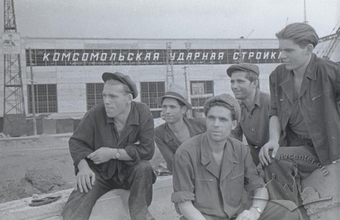 Брати Янчуки на будівництві Стану 1700 2