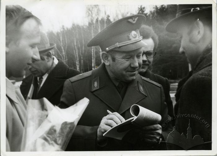 Леонов, перший космонавт. "Зоряне містечко" під Москвою 2