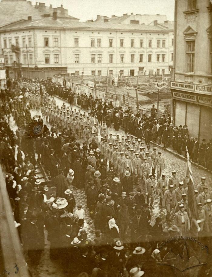 Знимки з першого сокільського краєвого здвигу у Львові 3 вересня 1911 року з нагоди п’ятдесятліття смерті Т. Шевченка 2