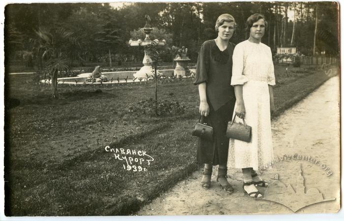 Women in a park 2