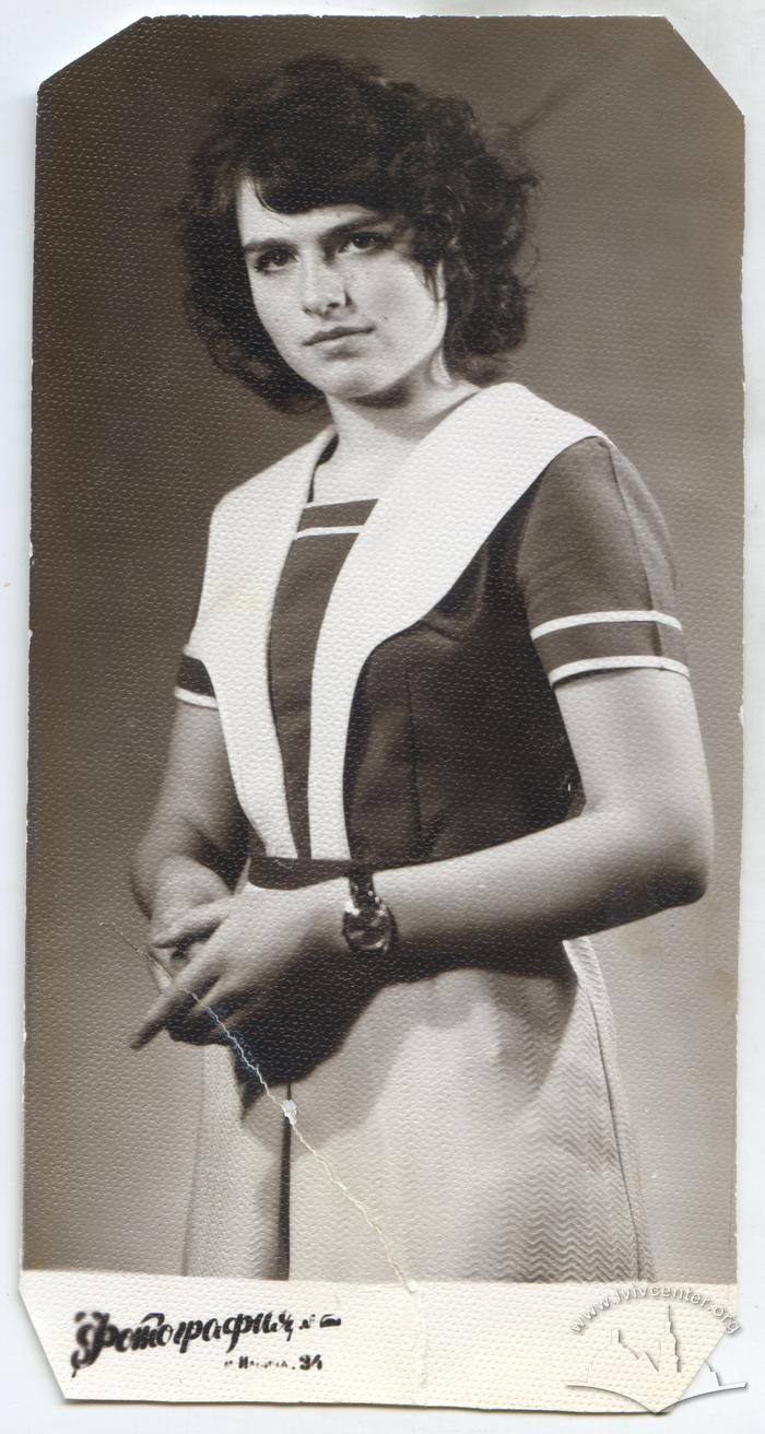 Girl in white-collared dress 2