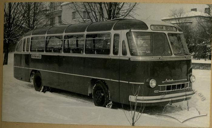 Автобус ЛАЗ-695 