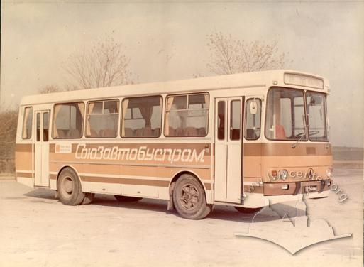 Автобус середній міжміський ЛАЗ-42022. Креслення з специфікацією, фотографії 3