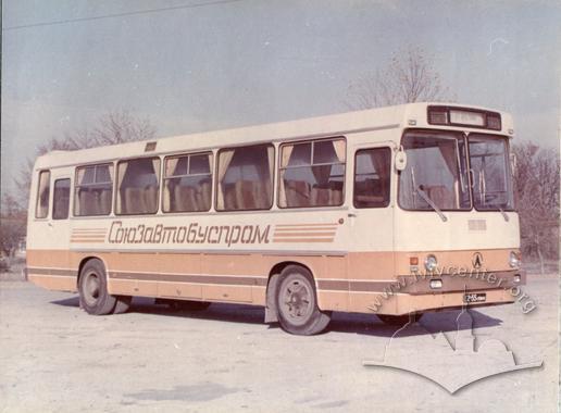 Автобус великий міжміський ЛАЗ-5257. Креслення з специфікацією, фотографії 3