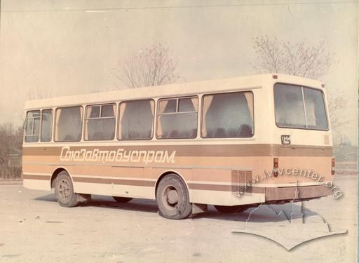Автобус середній міжміський ЛАЗ-42022. Креслення з специфікацією, фотографії 4