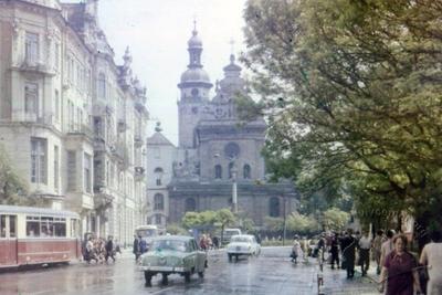 Soborna square