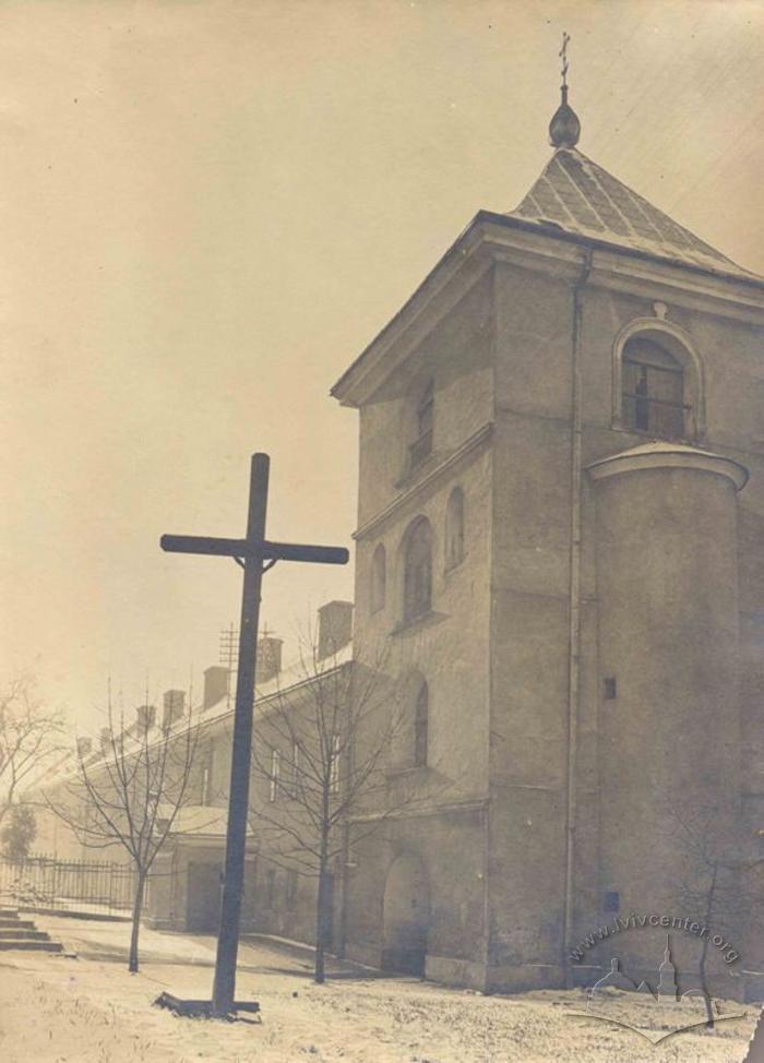 Courtyard of St. Onufri church and monastery 2