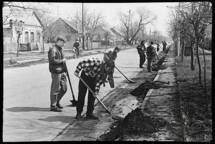 Прибирання міста 2