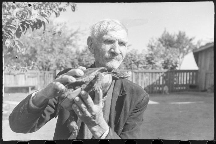 Marko Zalizniak with a pond turtle 2
