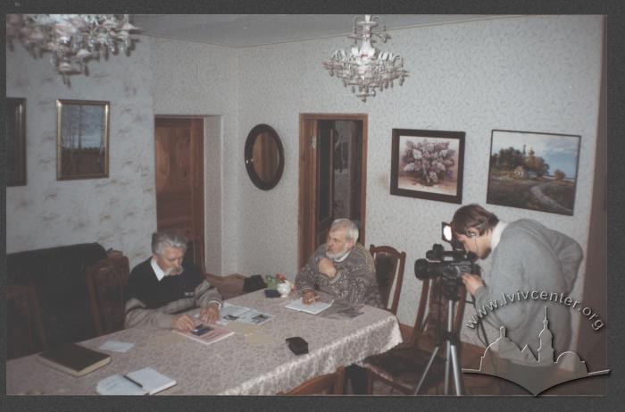 Євген Фіалко бере інтерв'ю у Левка Лук'яненка 2
