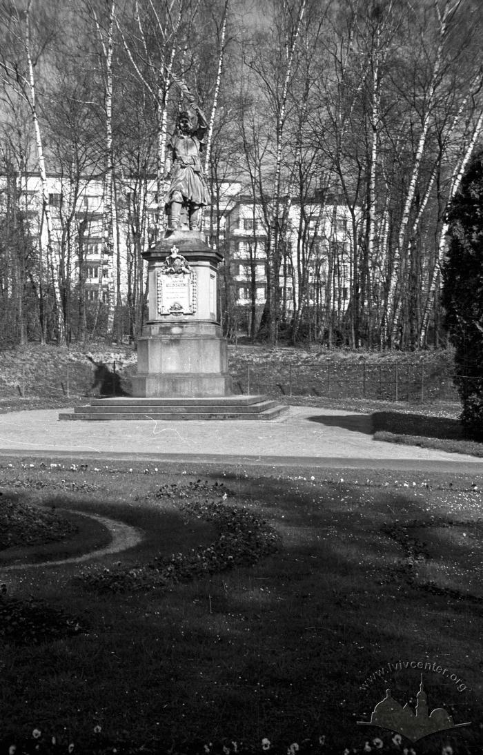 Пам'ятник Яну Кілінському 2