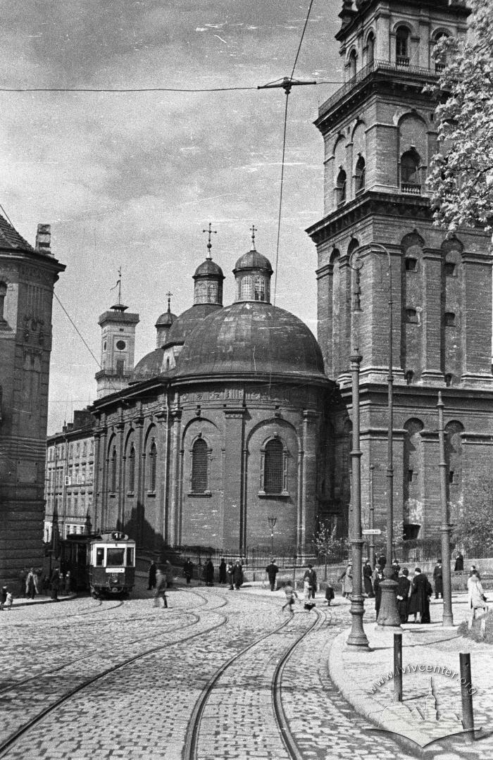 Успенська церква 2